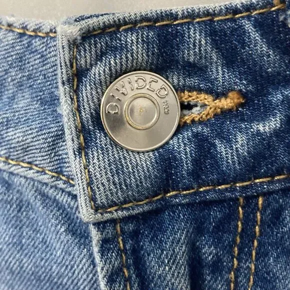 H&M Divided Women’s Size 2 Jeans Denim Button Zip Closure High Rise Blue Pockets - Picture 7 of 11